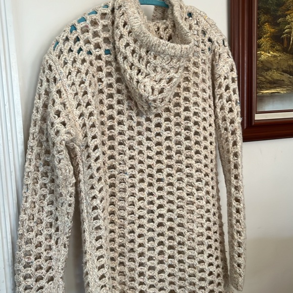 HELLO NITE HOODED SWEATER. NWT. SIZE M/L. - Picture 2 of 6